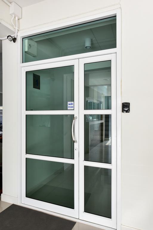B32 Apartment Bangkok Exterior foto